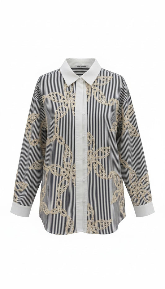 Camicia a righe blu con fiori ricamati