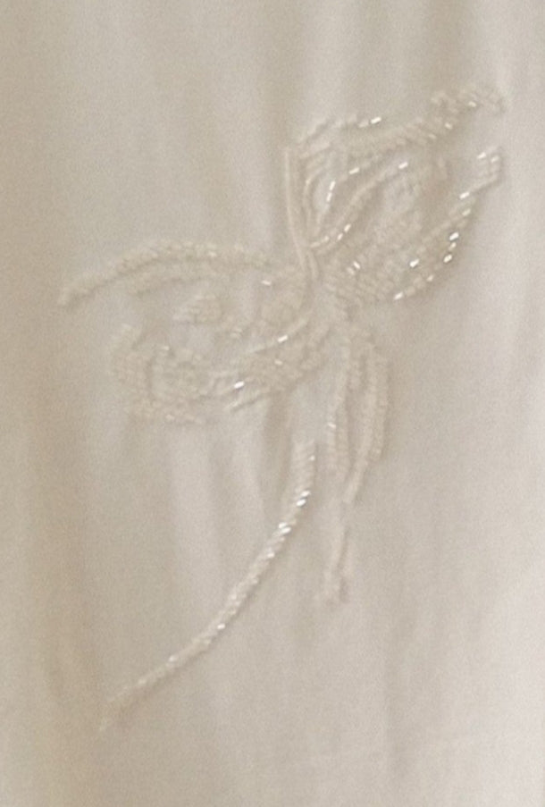 T-Shirt Bianca Lavorata con Perline Ton sur Ton